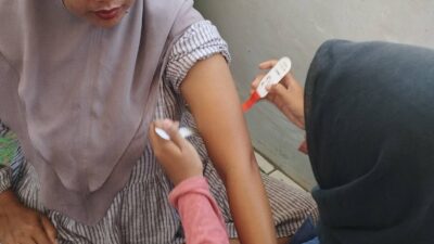 Deteksi Dini KEK sebagai Langkah Penting Pencegahan Stunting di Kelurahan Sugihwaras