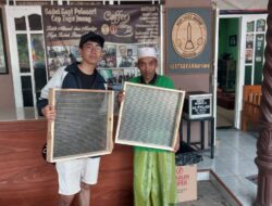 Mahasiswa UNDIP Membuat Ayakan Biji Kopi Sebagai Bentuk Pengoptimalan Pengolahan Kopi Mahasiswa UNDIP Membuat Ayakan Biji Kopi Sebagai Bentuk Pengoptimalan Pengolahan Kopi