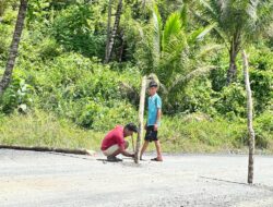 Masyarakat Obi Kecewa Gegara Ganti Rugi tidak Sesuai dan Palang Jalan Produksi PT Harita Group Masyarakat Obi Kecewa Gegara Ganti Rugi tidak Sesuai dan Palang Jalan Produksi PT Harita Group
