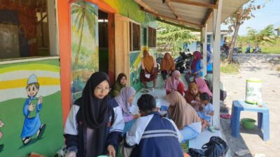 Kreatif dan Inovatif, KKN Tematik Tim II UNDIP Berikan Pelatihan Pembuatan Ice Cream dari Susu Kambing