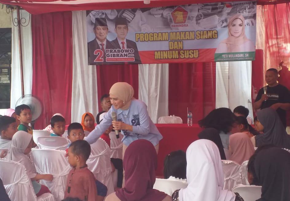 Awal Kampanye Bagikan 2000 Paket Makan Siang Gratis, Hj. Yeti Wulandari : Gerindra Minimalisasi Stunting bagi Masyarakat Depok