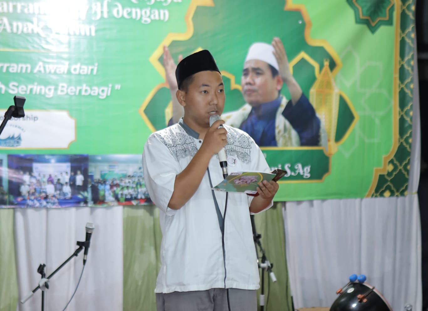 Ketua Panitia, Abdul Mujib Ibnu Taufik Lebaran Anak Yatim Forum Pemuda RW 01