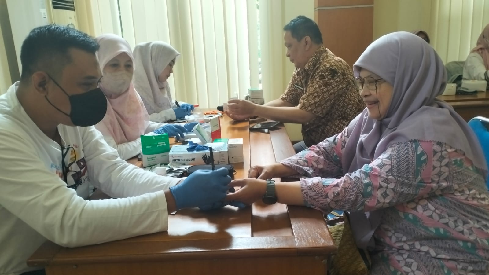DPRD Depok Gelar Cek Kesehatan, Sekwan Ingatkan Pentingnya Pola Hidup Sehat dan Olahraga