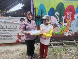 Kantor SAMSAT Depok Gelar Bakti Sosial, Bagikan Sembako, Baju, dan Boneka kepada masyarakat